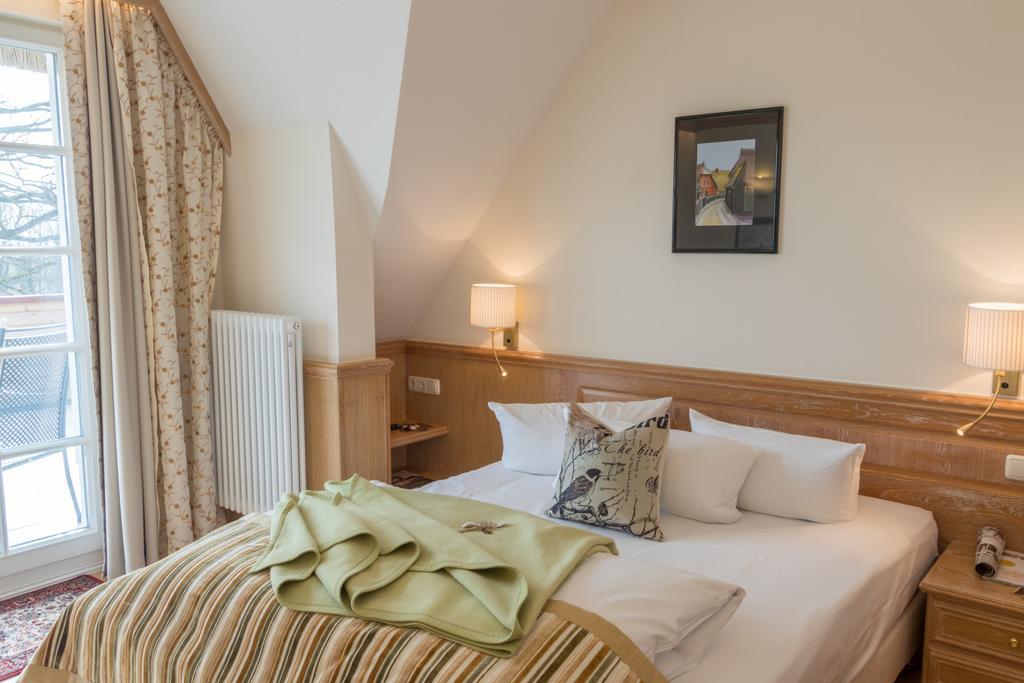 ארנסהופ Romantik Hotel Fischerwiege מראה חיצוני תמונה