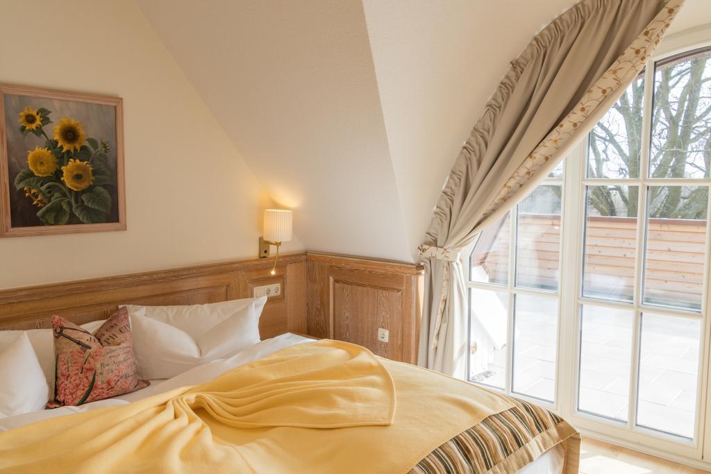ארנסהופ Romantik Hotel Fischerwiege מראה חיצוני תמונה