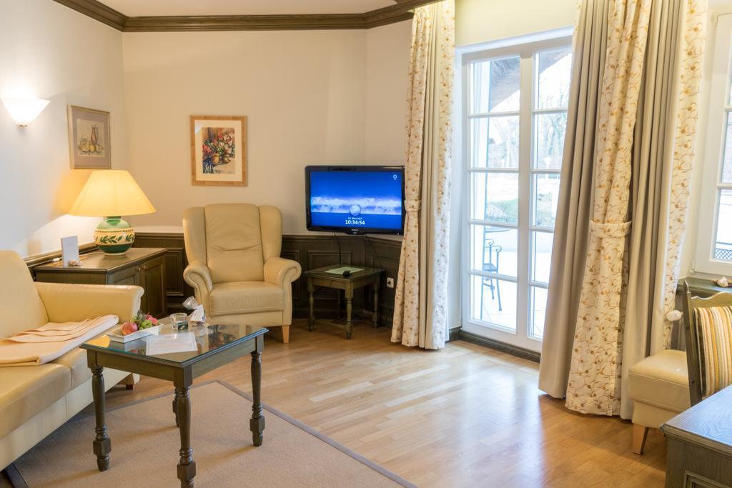 ארנסהופ Romantik Hotel Fischerwiege מראה חיצוני תמונה