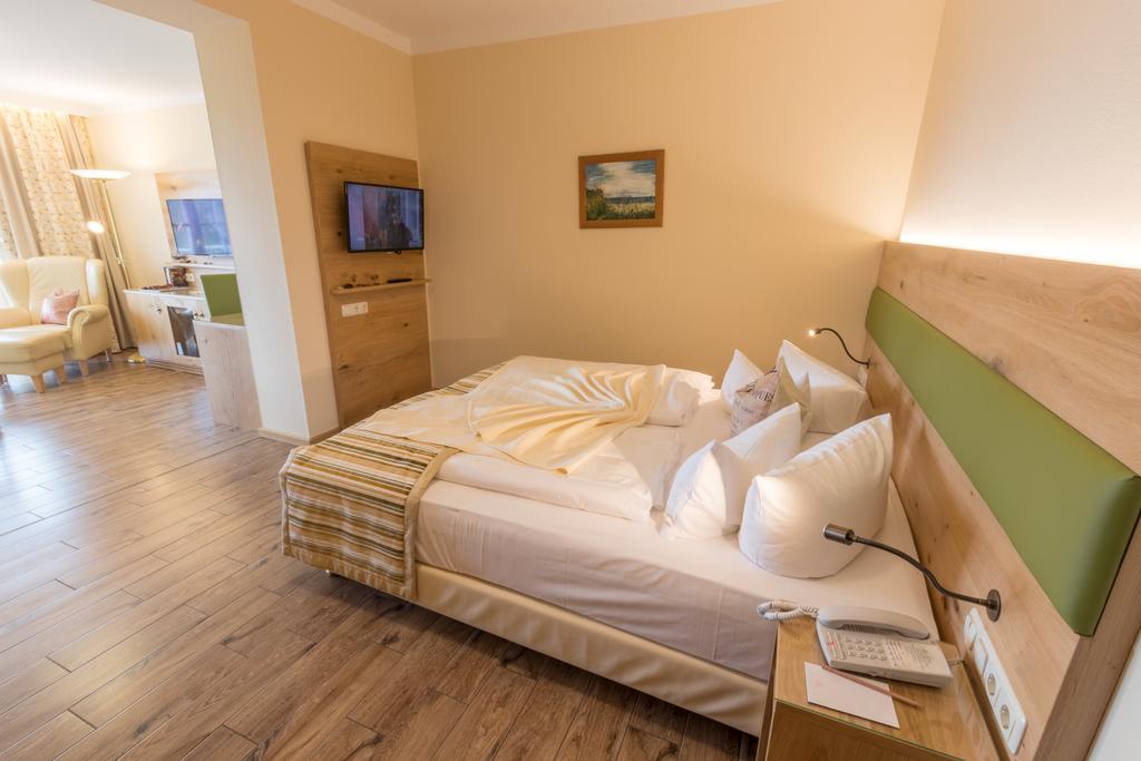 ארנסהופ Romantik Hotel Fischerwiege מראה חיצוני תמונה